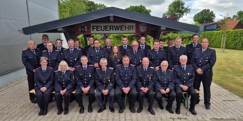 FW-AUR: Große Festivitäten würdigen neun Jahrzehnte Brockzeteler Feuerwehrgeschichte - Foto: presseportal.de