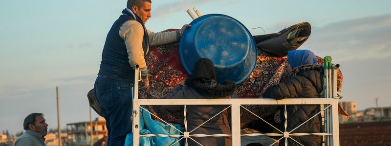 Zwei Millionen Syrier sind seit dem Fall des Assad-Regimes zurückgekehrt. (Archivbild) - Foto: Khalil Hamra/AP/dpa