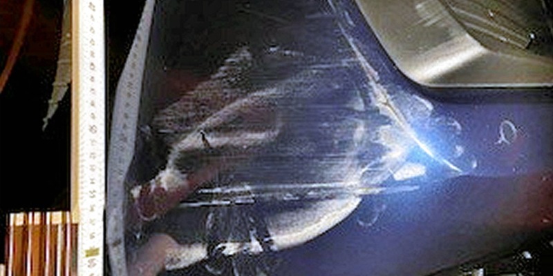 POL-PDKL: Wer hat den BMW gerammt? - Foto: presseportal.de