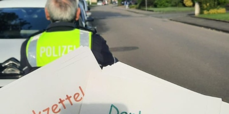 POL-COE: Coesfeld/Grundschüler verteilen Dank- und Denkzettel - Foto: presseportal.de