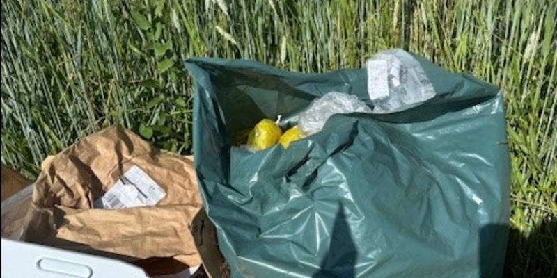 POL-UL: (GP) Göppingen - Unerlaubte Müllentsorgung / Ein Zeuge fand am Donnerstag illegal entsorgten Müll bei Göppingen. - Foto: presseportal.de