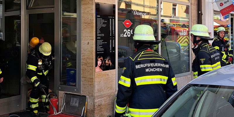FW-M: Elektrobrand in Friseursalon (Neuhausen) - Foto: presseportal.de