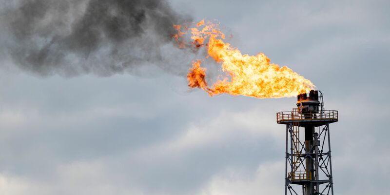 Kann sich der Konflikt auf die Versorgung mit Öl und Gas auswirken? (Symbolbild)  - Foto: Fabian Sommer/dpa