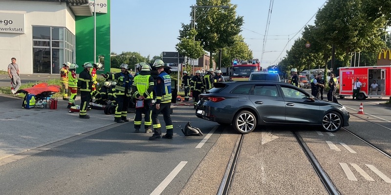 FW-DO: Verkehrsunfall zwischen zwei PKW - eine Person schwer verletzt - Foto: presseportal.de