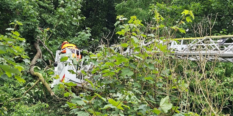 FW-EN: Wetter - Ölflecken, Heimrauchmelder, Brandmeldealarm und Gefahrenbaum - Foto: presseportal.de