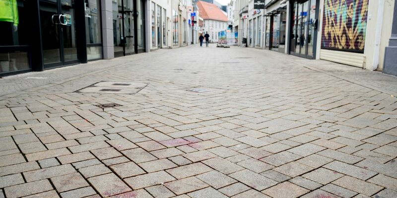 Für die Ermittlungen zu den tödlichen Polizeischüssen auf den 21-jährigen Lorenz wird der Tatort in Oldenburg dreidimensional vermessen. (Archivbild) - Foto: Hauke-Christian Dittrich/dpa