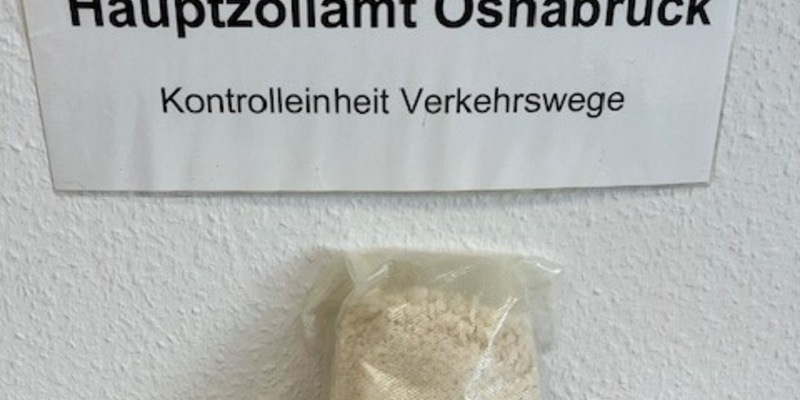 HZA-OS: Osnabrücker Zoll stellt ein Kilogramm 2-CMC sicher - Foto: presseportal.de