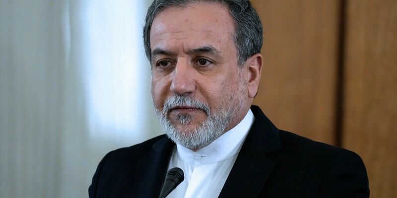 Irans Außenminister Araghtschi zeigt sich zu Verhandlungen über das Atomprogramm seines Landes bereit. (Archivbild) - Foto: Vahid Salemi/AP/dpa