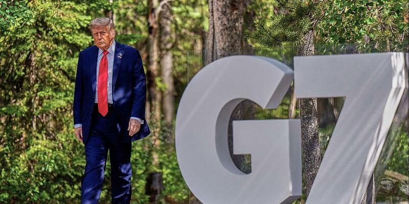 Donald Trump am 16.06.2025 - Foto: Michael Kappeler/Pool,  Text: über dts Nachrichtenagentur