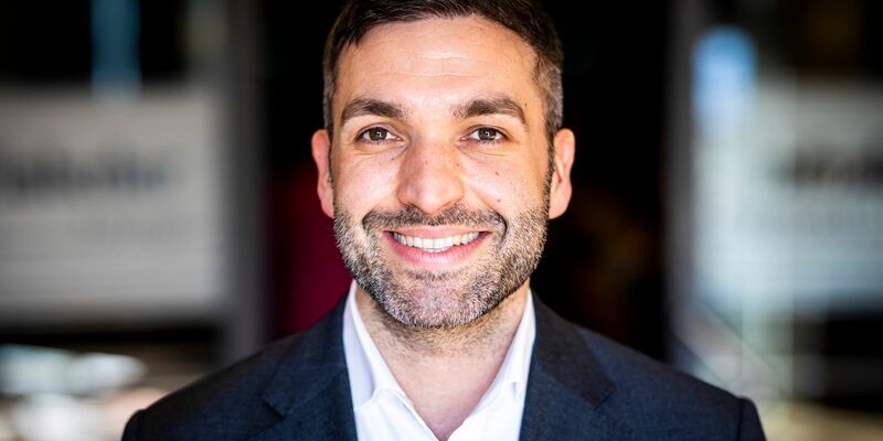 Konstantin Kuhle hat seinen langjährigen Partner Gino Liguori geheiratet. (Archivbild) - Foto: Moritz Frankenberg/dpa