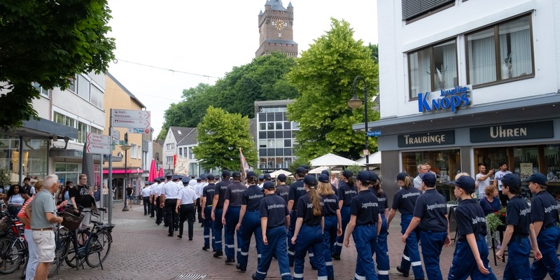 FW-KLE: Stadtfeuerwehrfest / 125 Jahre Löschzug Kleve und Musikzug - Foto: presseportal.de