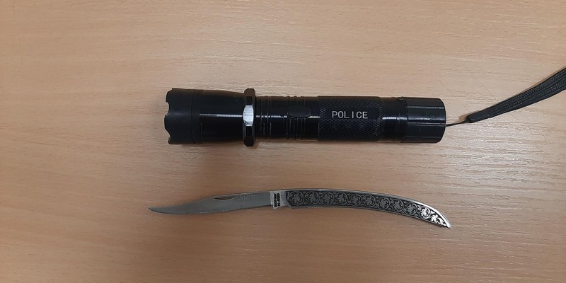 BPOL-HB: Bundespolizei beschlagnahmt erneut verbotene Waffe am Bremer Flughafen - Foto: presseportal.de