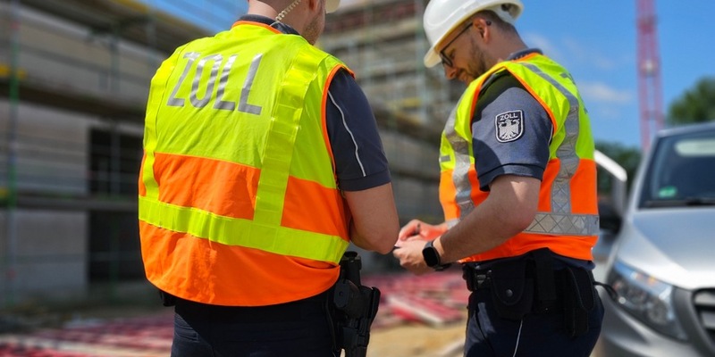HZA-DU: Hauptzollamt Duisburg beteiligte sich an bundesweiter Schwerpunktprüfung im Baugewerbe - über 30 Verstöße - Foto: presseportal.de