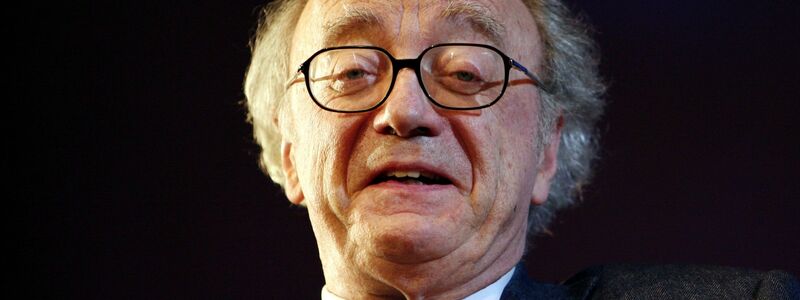 Alfred Brendel im Jahr 2008. - Foto: Rolf Haid/dpa