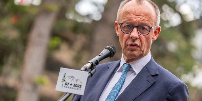 Der ukrainische Präsident war heute beim G7-Gipfel zu Gast. - Foto: Michael Kappeler/dpa POOL/dpa