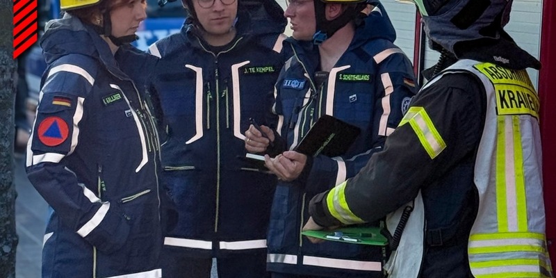 FW Kranenburg: Realitätsnahe Einsatzübung mit tierischer Unterstützung - Foto: presseportal.de