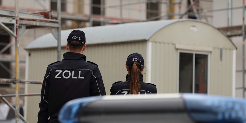 HZA-BS: Bundesweite Schwerpunktprüfung gegen Schwarzarbeit in der Baubranche / Finanzkontrolle Schwarzarbeit des Hauptzollamts Braunschweig kontrolliert Baustellen im gesamten Bezirk - Foto: presseportal.de
