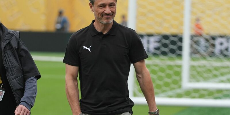 BVB-Coach Niko Kovac steht mit seinem Team unter Druck. - Foto: Frank Franklin II/AP/dpa