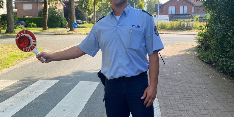 POL-BOR: Kinder verteilen Dank- und Denkzettel an Autofahrer - Foto: presseportal.de