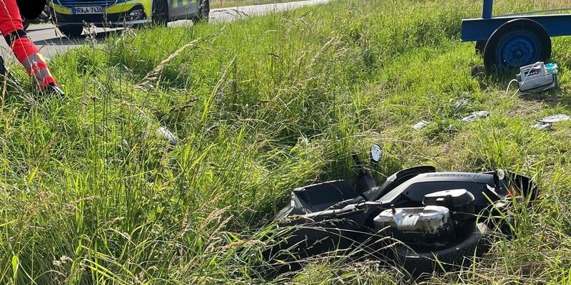 POL-MI: Verkehrsunfall mit schwerverletztem Kleinkraftradfahrer - Foto: presseportal.de