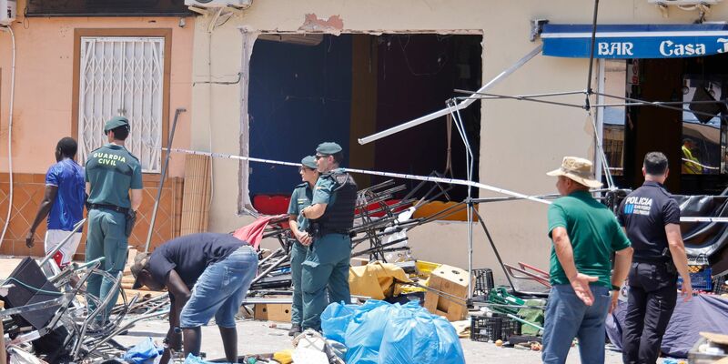 Als Ursache wird ein Gasaustritt vermutet. - Foto: Martín C./EUROPA PRESS/dpa