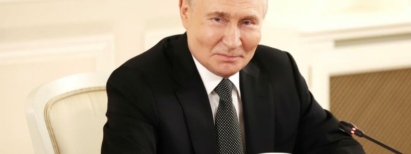 Jedes Jahr hält Putin beim Wirtschaftsforum in seiner Heimatstadt St. Petersburg eine Rede. - Foto: Vyacheslav Prokofyev/Kremlin Pool/Planet Pix via ZUMA Press Wire/dpa