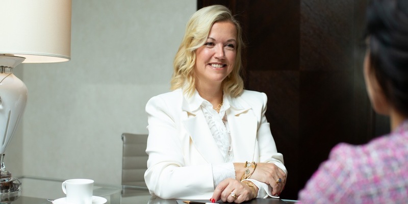 Die Rolle von Notaren bei Eheverträgen: Anwältin Martina Ammon klärt auf - Foto: presseportal.de