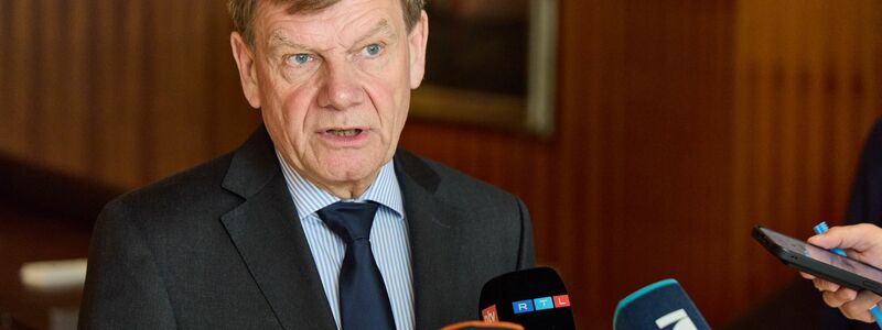 Außenminister Johann Wadephul (CDU) will mitten im Krieg zwischen Israel und Iran gemeinsam mit seinen Kollegen aus Frankreich und Großbritannien in Genf bei einem Gespräch mit dem iranischen Außenminister ausloten, ob neue Verhandlungen mit dem Iran über dessen Atomprogramm sinnvoll sein könnten. - Foto: Georg Wendt/dpa