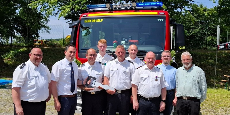 FW Lügde: Feierliche Einweihung und Übergabe des neuen Mittleren Löschfahrzeugs (MLF) in Falkenhagen - Foto: presseportal.de