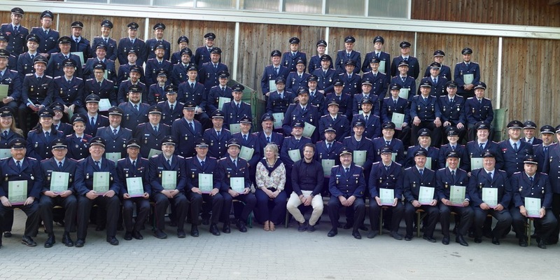 FW Südheide: Einsatzkräfte der Gemeinde Südheide erhalten Hochwasser-Ehrennadel des Landes Niedersachsen - Foto: presseportal.de