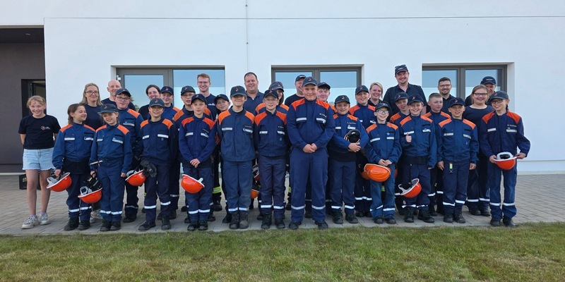 FW Celle: Jugendliche erhalten Jugendflamme Stufe 1 - Foto: presseportal.de