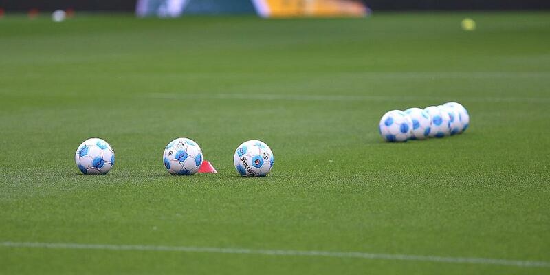 Fußbälle (Archiv) - Foto: über dts Nachrichtenagentur