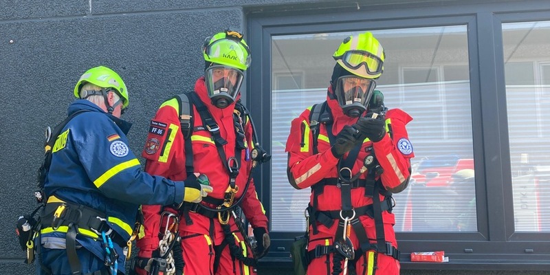 FW-PI: Folgemeldung: Großfeuer in Quickborn / Einsatzende noch nicht absehbar - Foto: presseportal.de