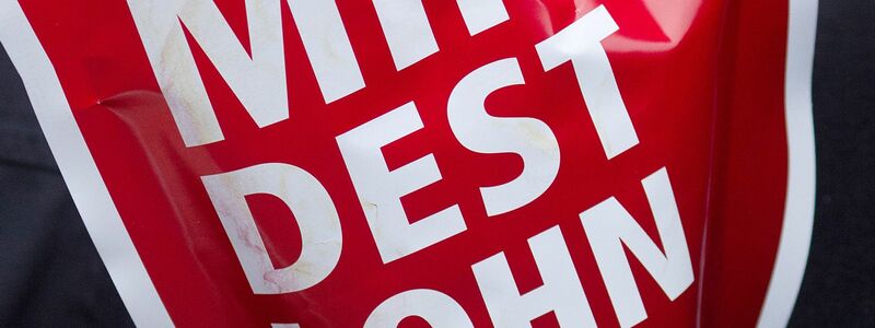 Die Gewerkschaften trommeln für einen deutlich höheren Mindestlohn. - Foto: Jens Wolf/dpa