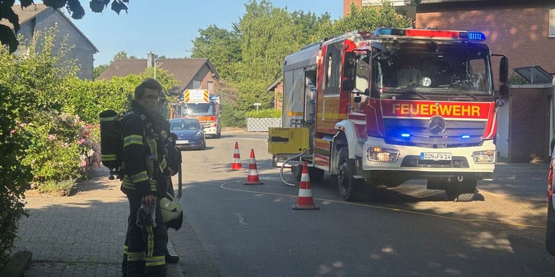 FW Dinslaken: Längster Tag des Jahres fordert Dinslakener Feuerwehr und Rettungsdienst - Foto: presseportal.de