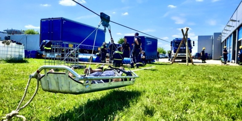 THW LVBEBBST: Presseeinladung: Tag der offenen Tür beim THW Charlottenburg- Wilmersdorf - Foto: presseportal.de