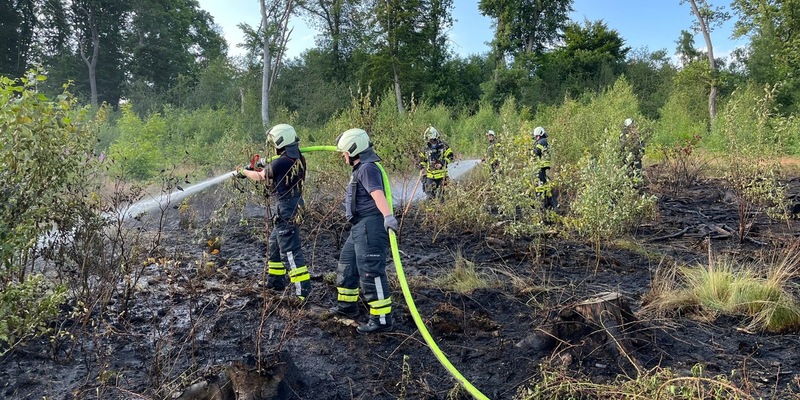 FW-EN: Waldbrand kann unter Kontrolle gebracht werden - Foto: presseportal.de