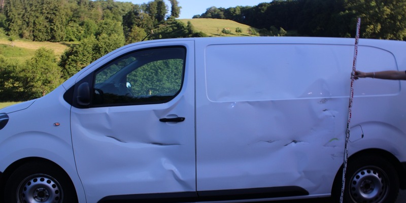 POL-RBK: Bergisch Gladbach - Quadfahrer bei Zusammenstoß schwer verletzt - Foto: presseportal.de