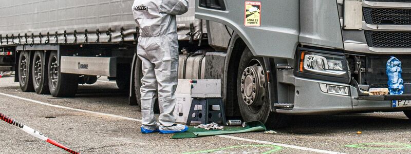 Zwei Trucker sind wegen gemeinschaftlichen Totschlags vor dem Landgericht Heilbronn angeklagt.(Archivbild)  - Foto: Fabian Koss/dpa