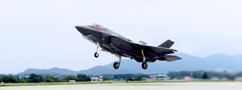 Der Hightech-Flieger wurde in den USA entwickelt. (Archivbild) - Foto: Südkoreanische Luftwaffe/Yonhap/dpa