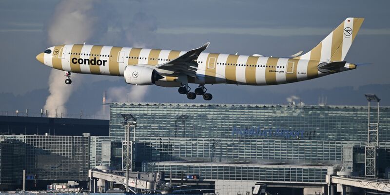 EU-Gericht weist Klage gegen Condor-Beihilfen ab (Archivbild). - Foto: Arne Dedert/dpa