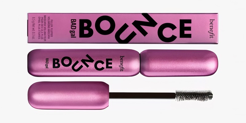 Benefit Cosmetics setzt bei Verpackung der BADgal Bounce Mascara auf recyclingfähige Lösung von Smurfit Westrock - Foto: presseportal.de