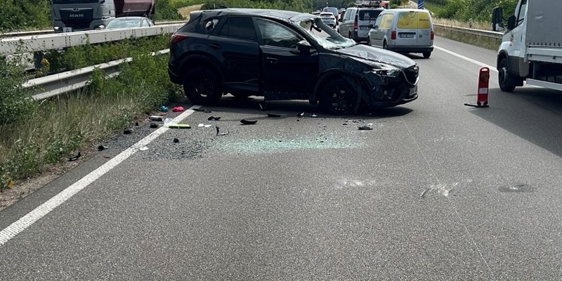 POL-PDLD: Verkehrsunfall in Stauende auf A 65 - Foto: presseportal.de