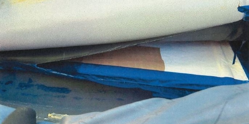 HZA-HH: Kokain-Fund im Reisebus // Zoll in Hamburg stellt knapp 5 Kilo Kokain sicher - Foto: presseportal.de