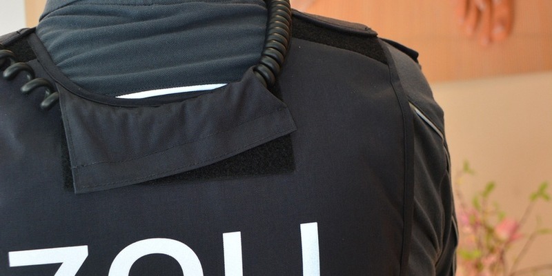 HZA-MS: Déjà-vu für den Zoll bei Wiederholungskontrolle in Nagelstudio / Wieder illegale Beschäftigung in Nagelstudio im Kreis Borken - Foto: presseportal.de