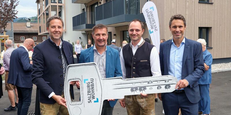 SWB: Schlüsselübergabe in Wagrain - Foto: Neumayr über pressetext.de