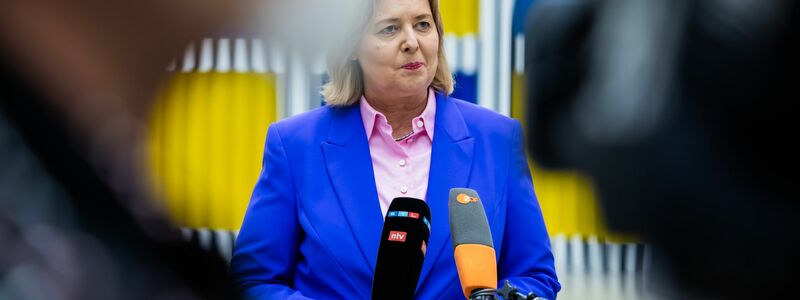 Bärbel Bas will den Mindestlohnbeschluss umsetzen. - Foto: Christoph Soeder/dpa