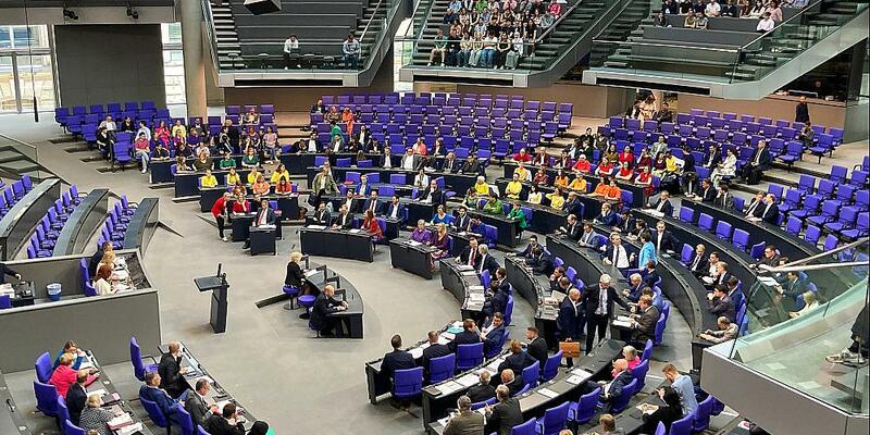 Debatte im Bundestag zum Thema queerfeindliche Hasskriminalität am 26.06.2025 - Foto: über dts Nachrichtenagentur