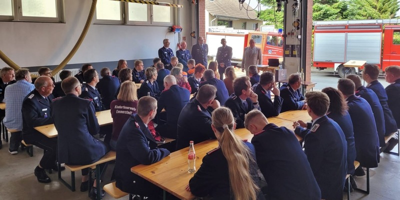 FW Helmstedt: Manuel Schrader ist neuer Chef der Emmerstedter Feuerwehr - Foto: presseportal.de