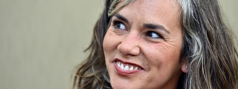 Natascha Gangl siegt beim diesjährigen Wettlesen. - Foto: Hans Klaus Techt/APA/dpa